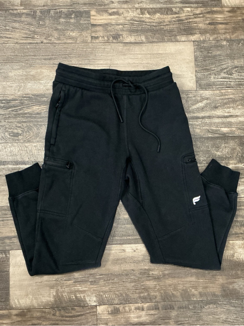 Fabletics women’s Black Jogger Cargo Sweatpants